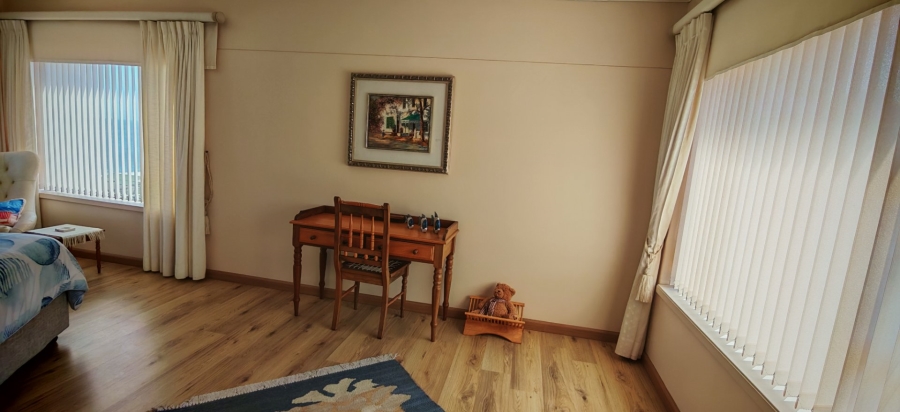 3 Bedroom Property for Sale in Dana Bay Western Cape